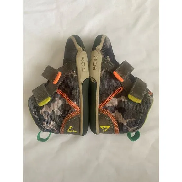 Plae MAX high top camo shoes sneakers 8.5 green brown orange