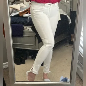 Rag &amp; Bone White Stevie Capri - size 27