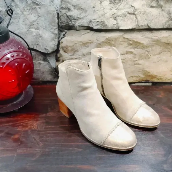 Silent D Moneybag Ankle Boots Tawny Suede Leather Beige Anthropologie 6.5