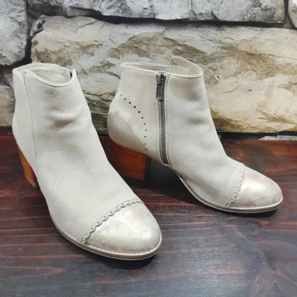 Silent D Moneybag Ankle Boots Tawny Suede Leather Beige Anthropologie 6.5