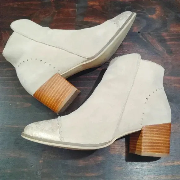 Silent D Moneybag Ankle Boots Tawny Suede Leather Beige Anthropologie 6.5