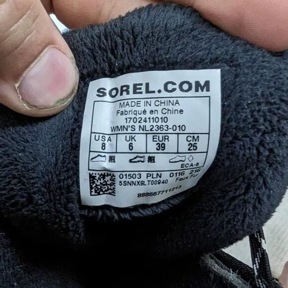 Sorel Cozy Cate Snow Boot‎ black Quilted Fur Trimmed Waterproof Lace Up- Size 8