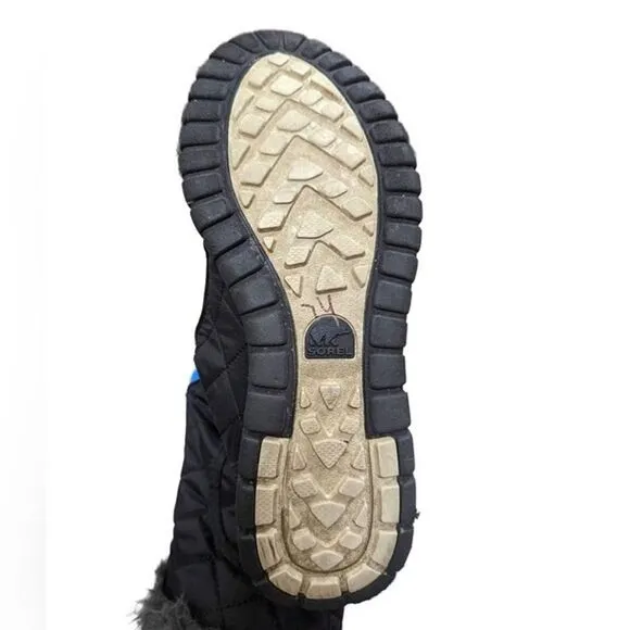 Sorel Cozy Cate Snow Boot‎ black Quilted Fur Trimmed Waterproof Lace Up- Size 8