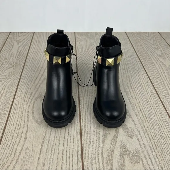 Steve Madden Girls Sugarr Little Kid/Big Kid Studded Ankle Boots Black Gold $65
