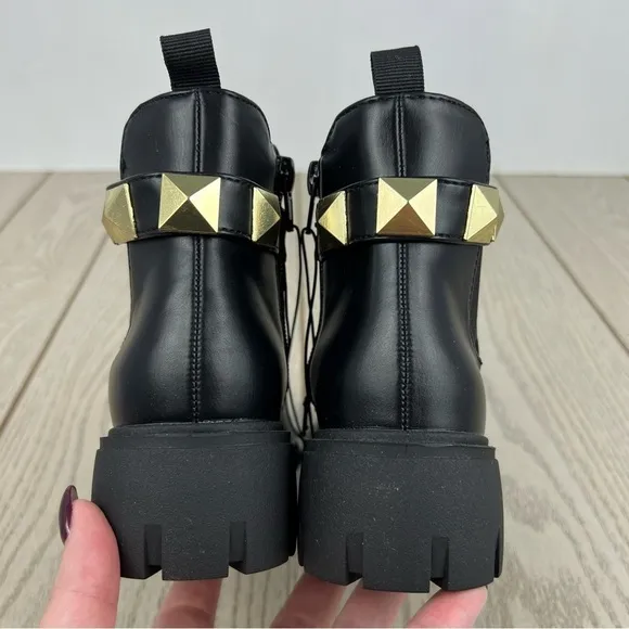 Steve Madden Girls Sugarr Little Kid/Big Kid Studded Ankle Boots Black Gold $65