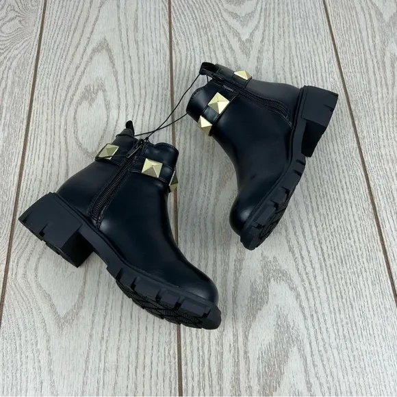 Steve Madden Girls Sugarr Little Kid/Big Kid Studded Ankle Boots Black Gold $65