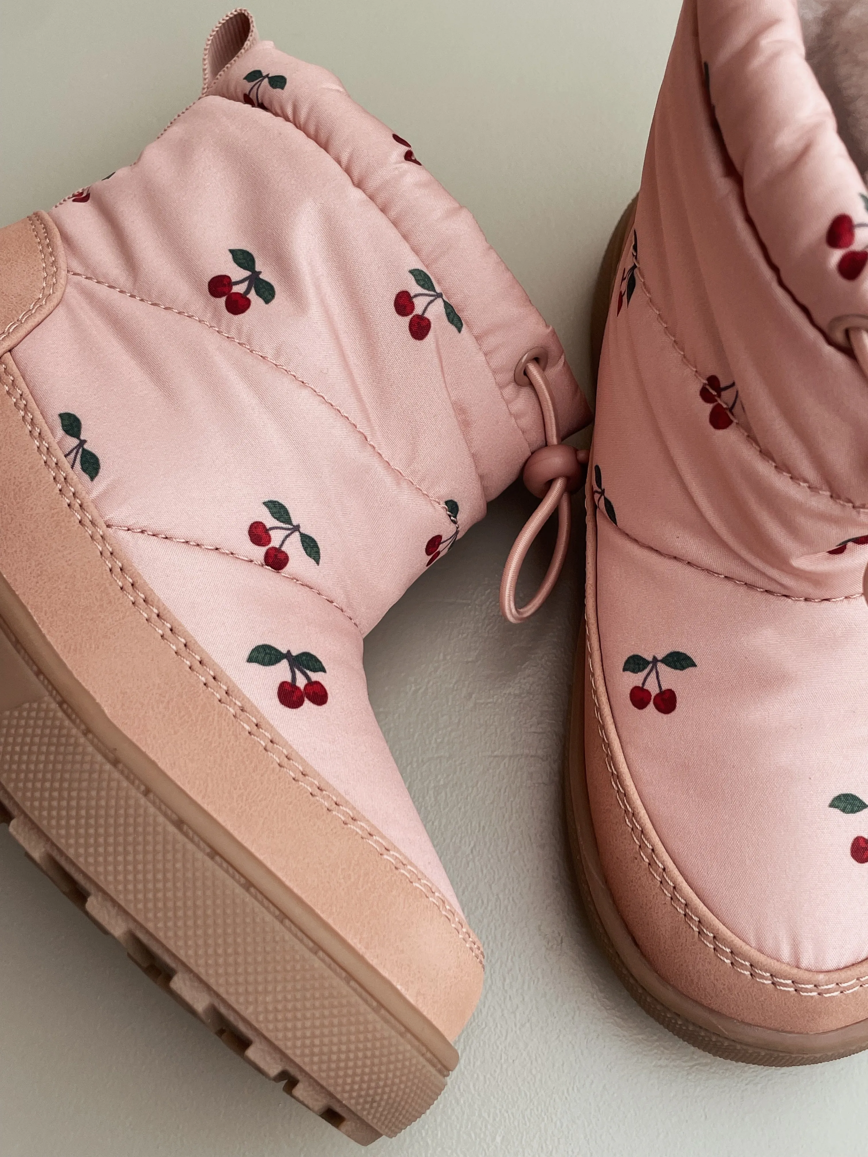 STORMA BOOT - CHERRY BLUSH