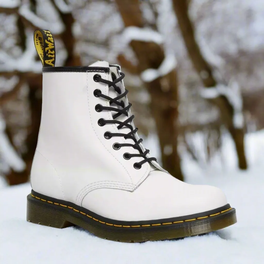 Taylor - Elegant lace-up boots