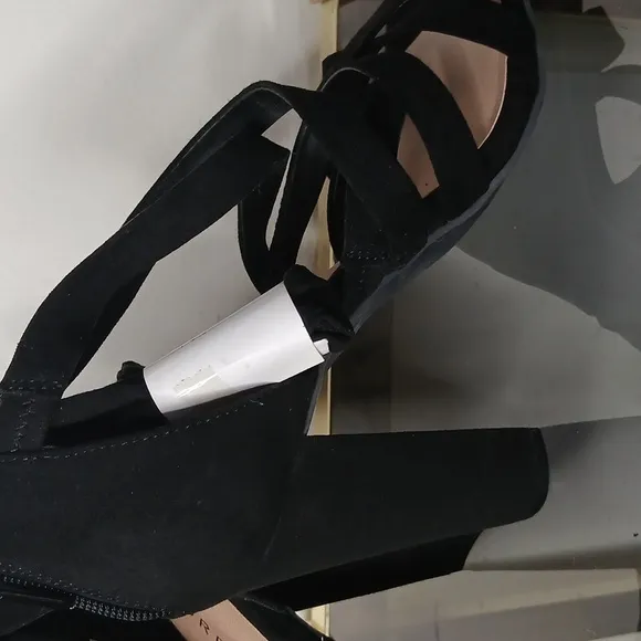 Torrid black thick strappy wrap heels size 9.5w