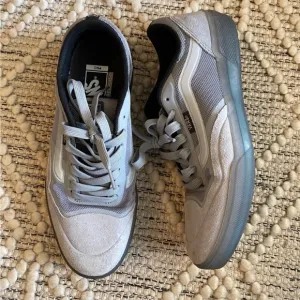 Vans Ave Pro Ultimate Waffle Mens‎ 7 Gray Low Top Skate Sneakers
