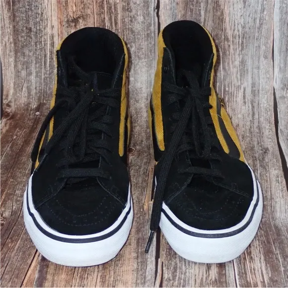 Vans Pro-Classics Hi Top Skateboard Men's/ Youth Size 6.5 Women's Size 8
