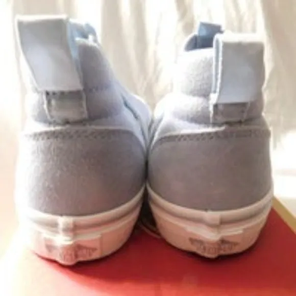 Vans Suede Blue Asher Mid Kids Size 3
