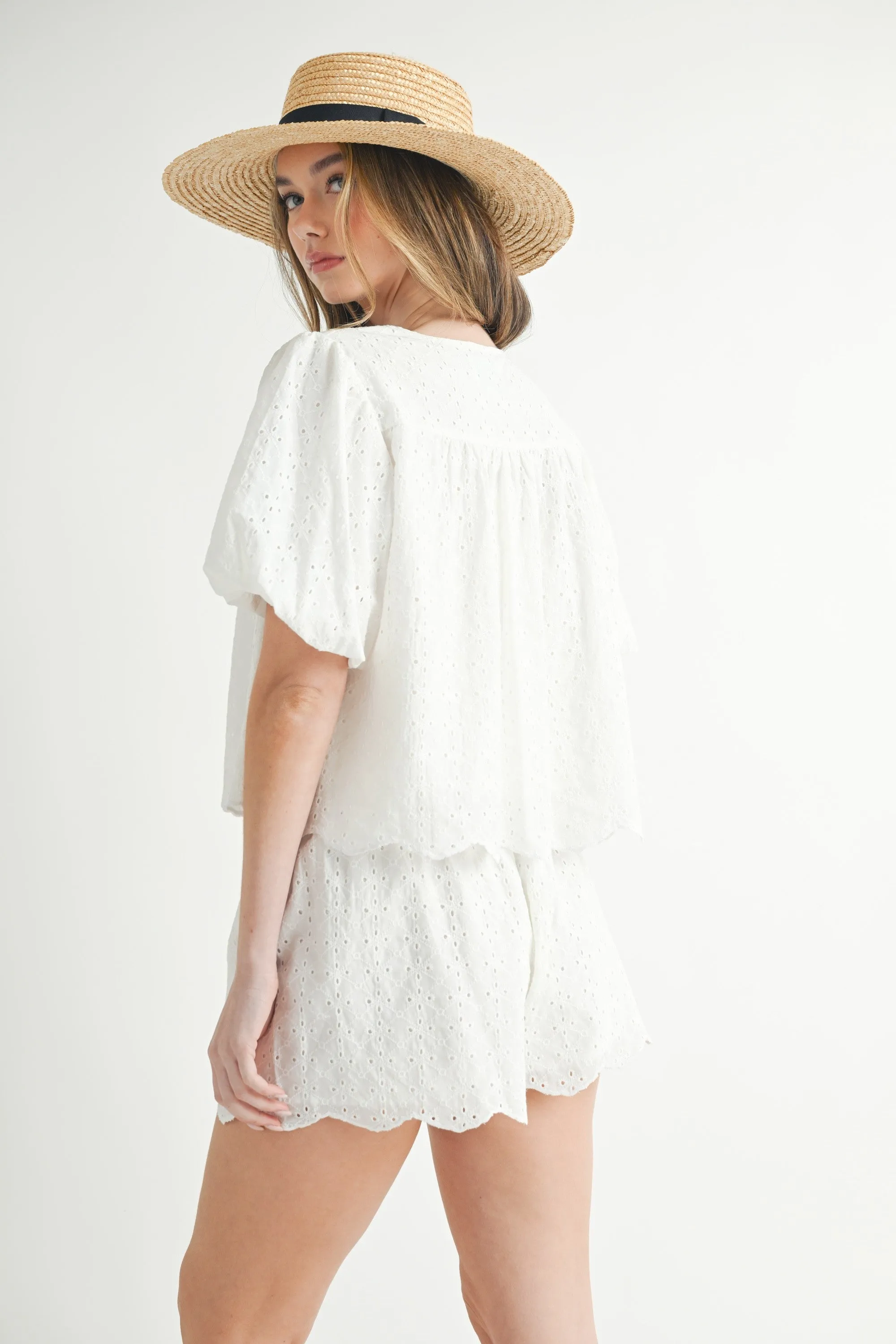White Eyelet Scallop trim puff blouse